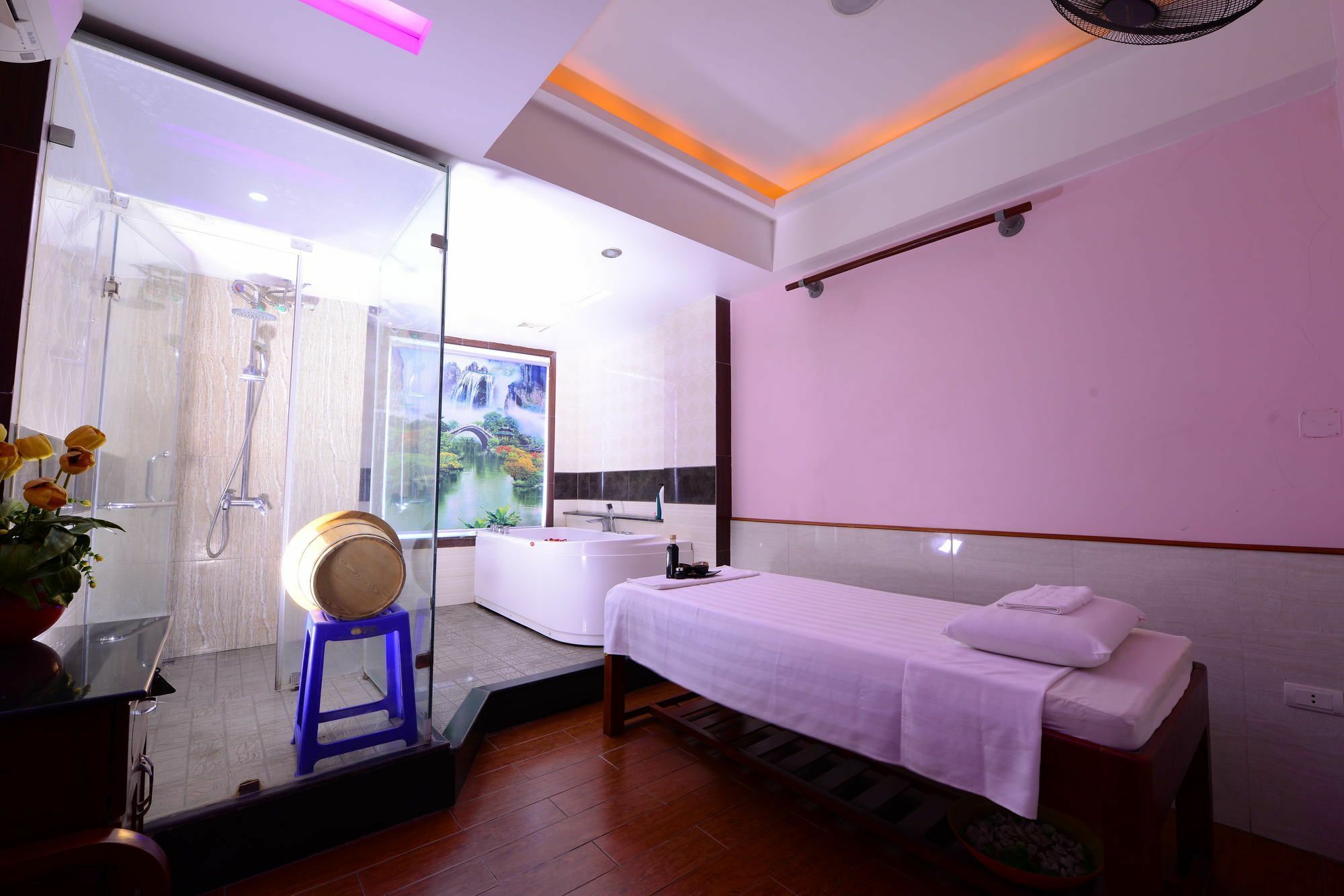 Blue Hanoi Inn Luxury Hotel Екстериор снимка
